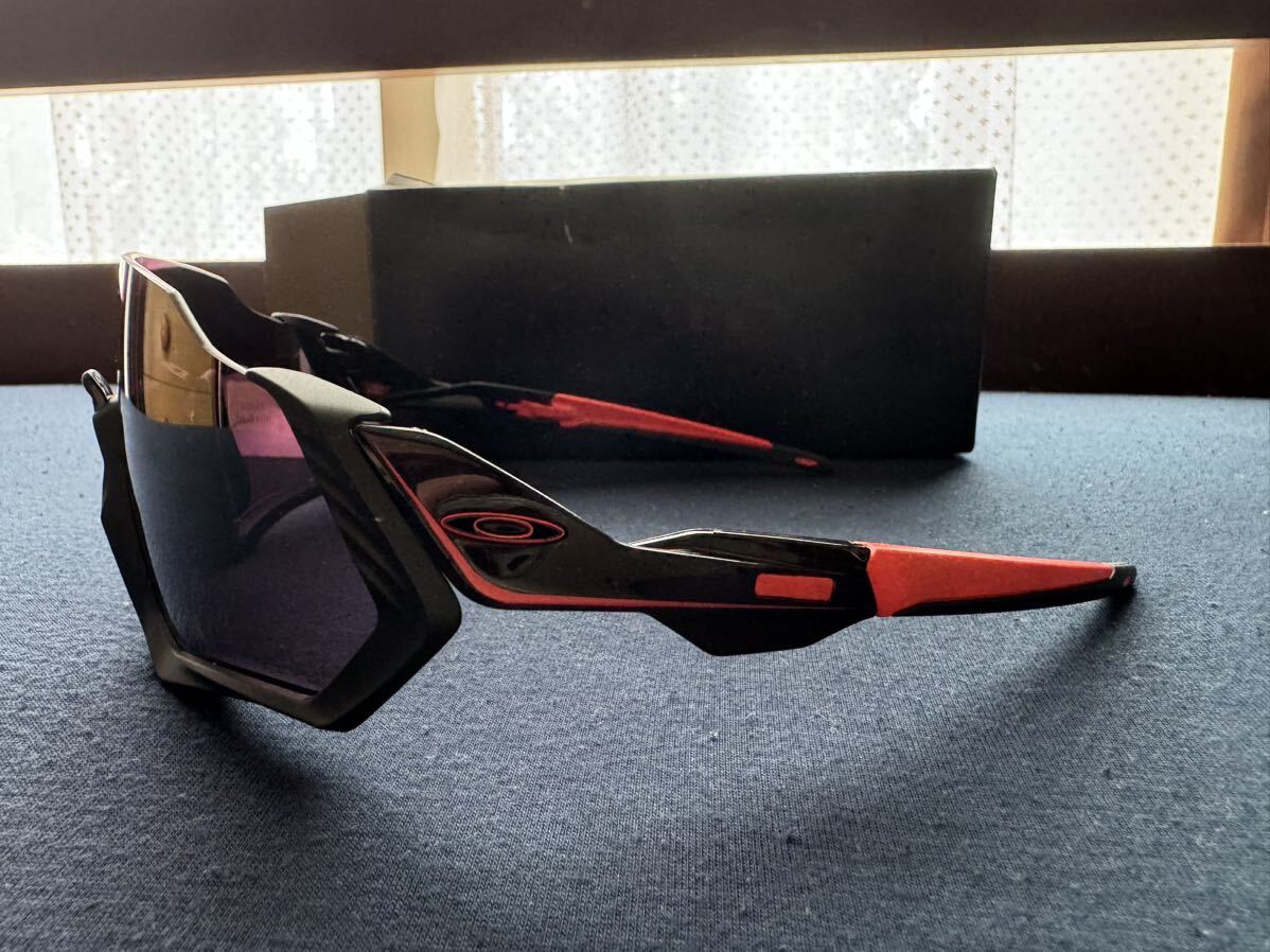 OAKLEY FLIGHT JACKET Matte Black Prizm Road Blackオークリー OAKLEY FLIGHT JACKET Matte Black Prizm Road Blackオークリー