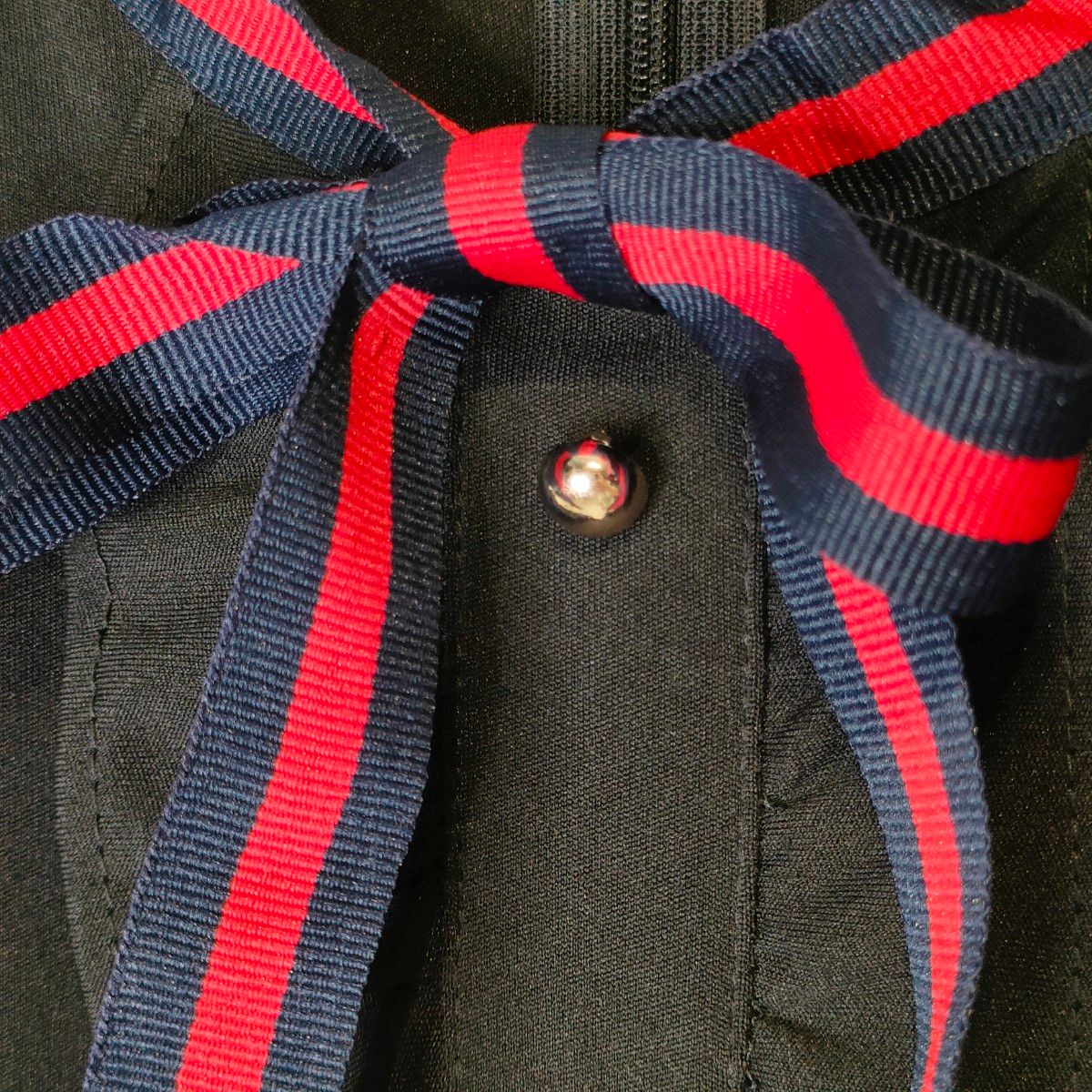 新品未使用】GUCCI風 ワンピース ノースリーブ リボン 黒 ひざ丈 新品未使用】GUCCI風 ワンピース ノースリーブ リボン 黒 ひざ丈
