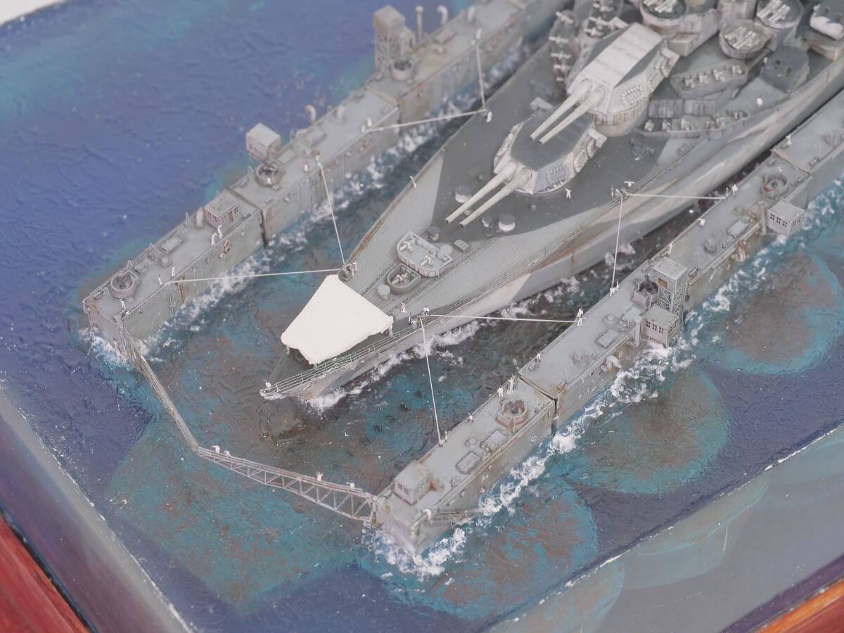 完成品 1/700 アメリカ海軍 ウェスト・バージニア & 浮ドック 完成品 1/700 アメリカ海軍 ウェスト・バージニア & 浮ドック