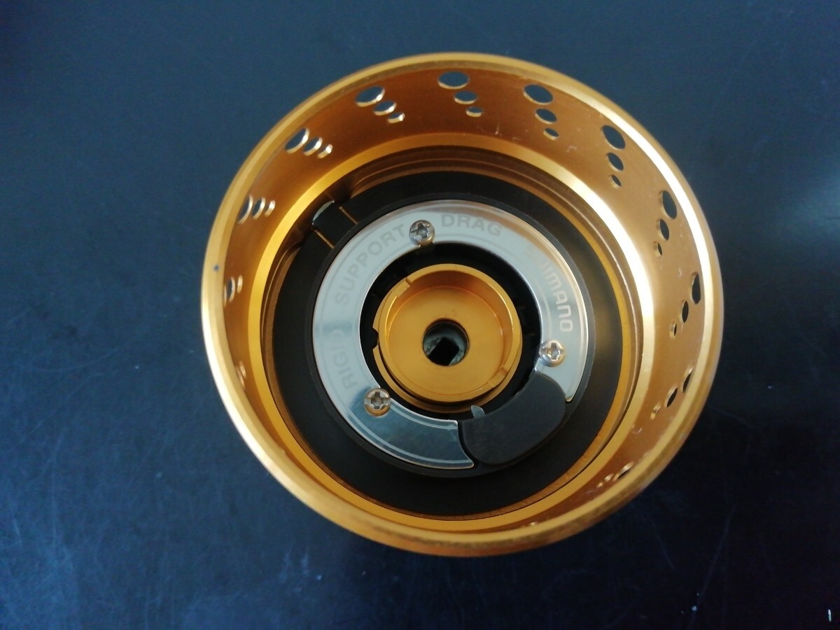 5250円 美品 SHIMANO 07ステラ4000 純正スプール シマノ 10 5250円 美品 SHIMANO 07ステラ4000 純正スプール シマノ 10
