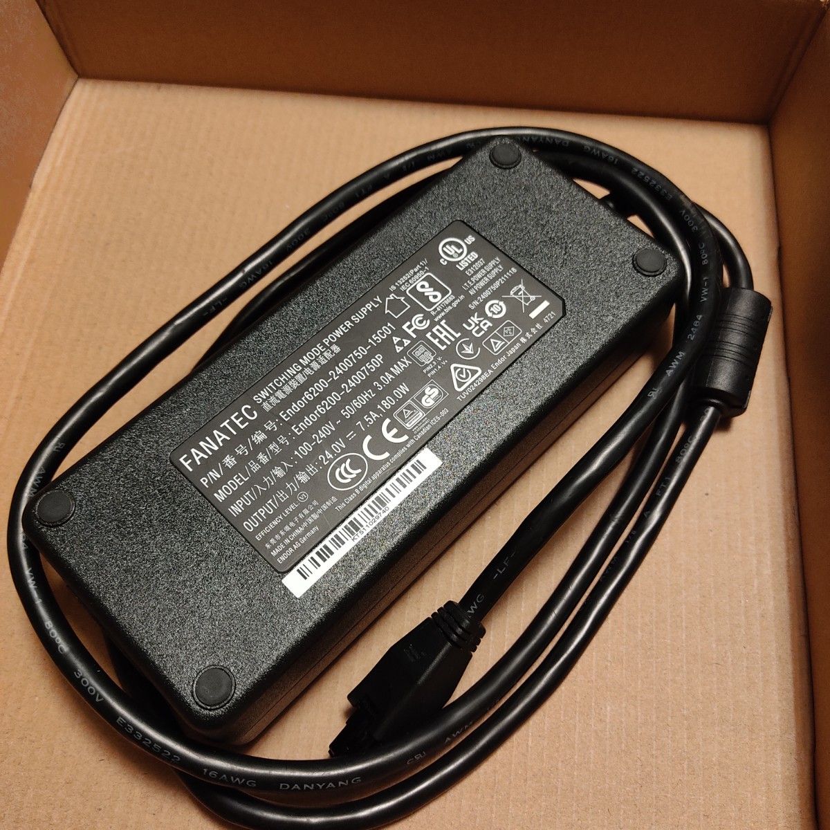 FANATEC Boost Kit 180 純正電源 アダプター CSL DD と DD Pro FANATEC Boost Kit 180 純正電源 アダプター CSL DD と DD Pro