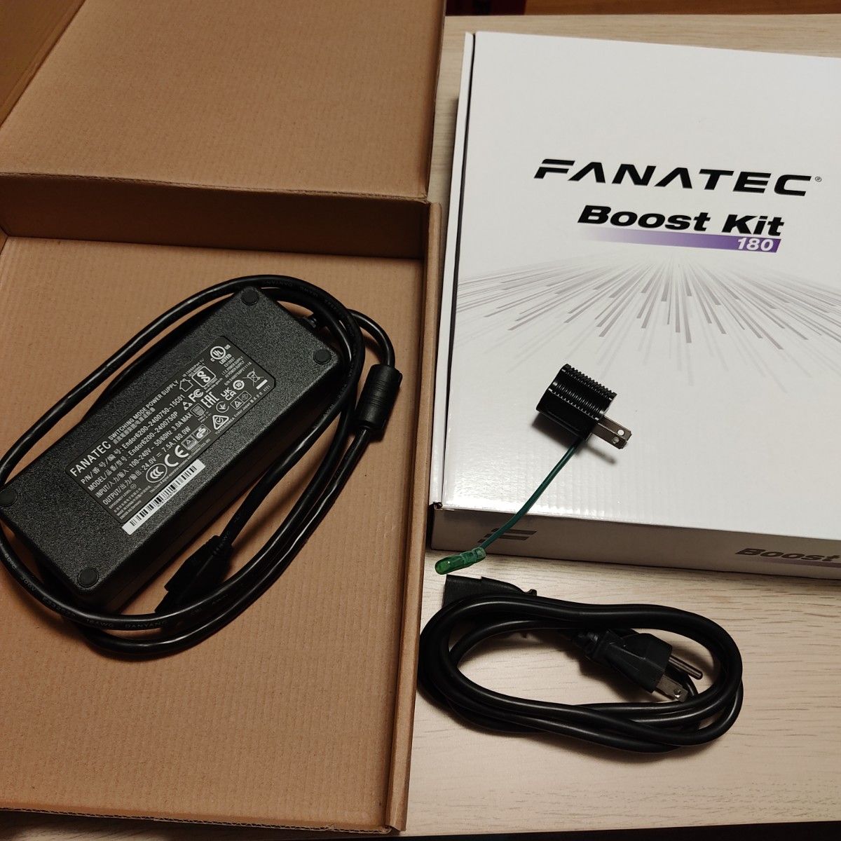 FANATEC Boost Kit 180 純正電源 アダプター CSL DD と DD Pro FANATEC Boost Kit 180 純正電源 アダプター CSL DD と DD Pro