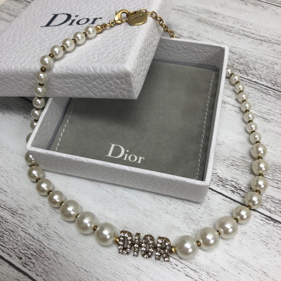 美品】Dior ディオール ロゴ ラインストーン ネックレス 美品】Dior ディオール ロゴ ラインストーン ネックレス