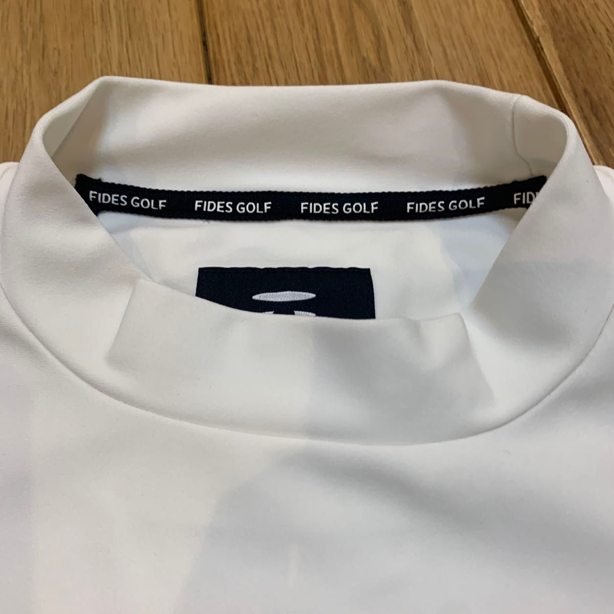 未使用 FIDES GOLF CHEST LOGO MOCK NECK S/S 半袖ハイネック 未使用 FIDES GOLF CHEST LOGO MOCK NECK S/S 半袖ハイネック