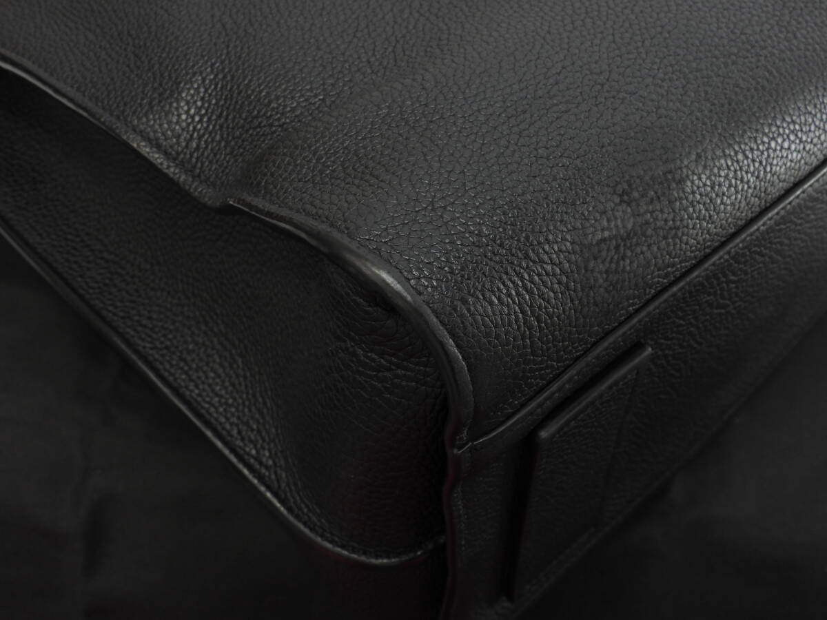 サンローラン サックドジュール YSL レザー黒 メンズトート サンローラン サックドジュール YSL レザー黒 メンズトート
