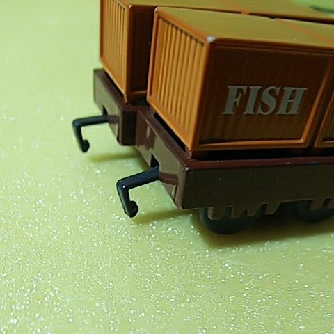 カプセルプラレール【同梱OK】FISH コンテナ 2両 茶色台車_画像7