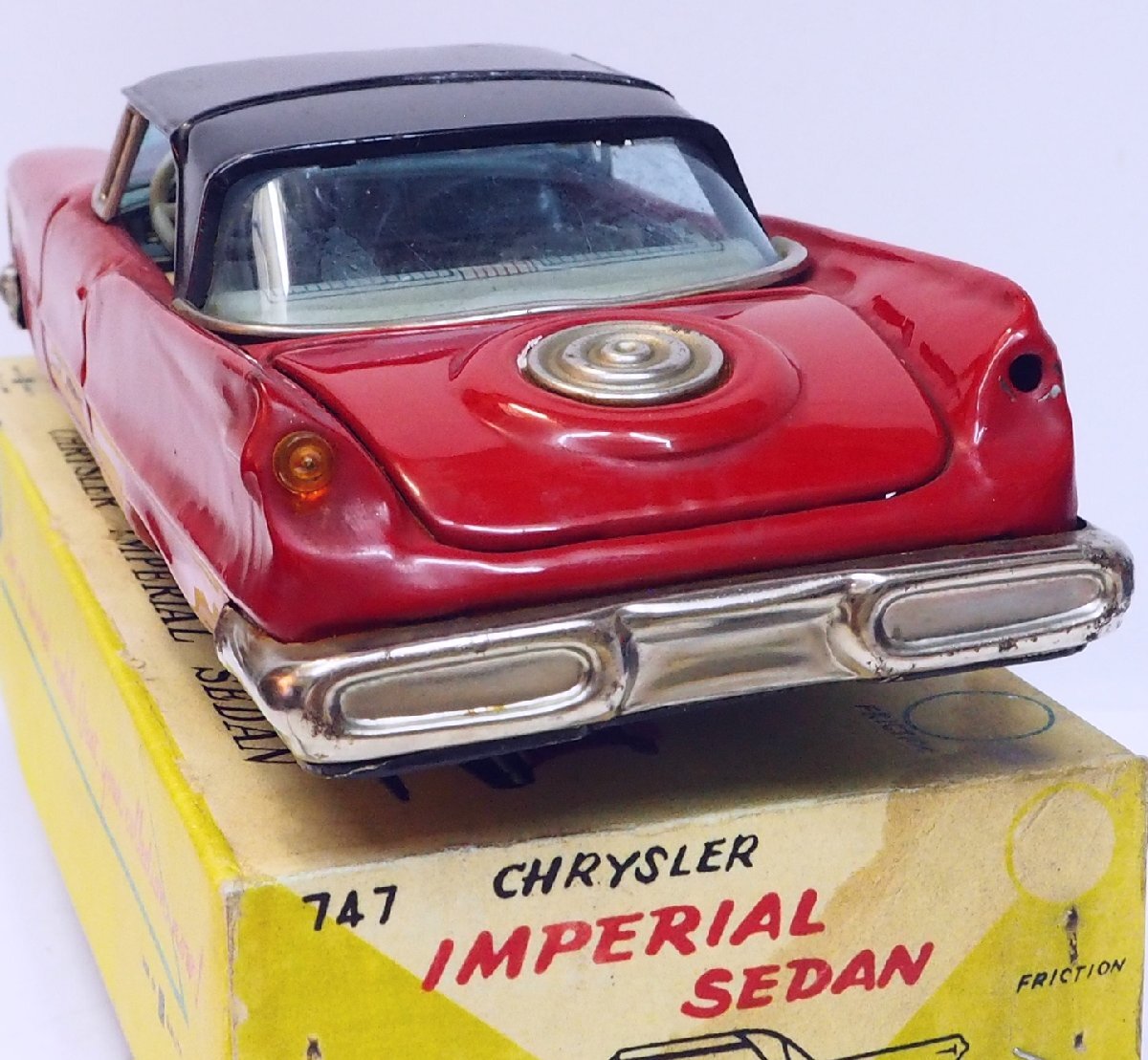 11900円 萬代屋 赤箱747【CHRYSLER IMPERIAL SEDANクライスラー 11900円 萬代屋 赤箱747【CHRYSLER IMPERIAL SEDANクライスラー