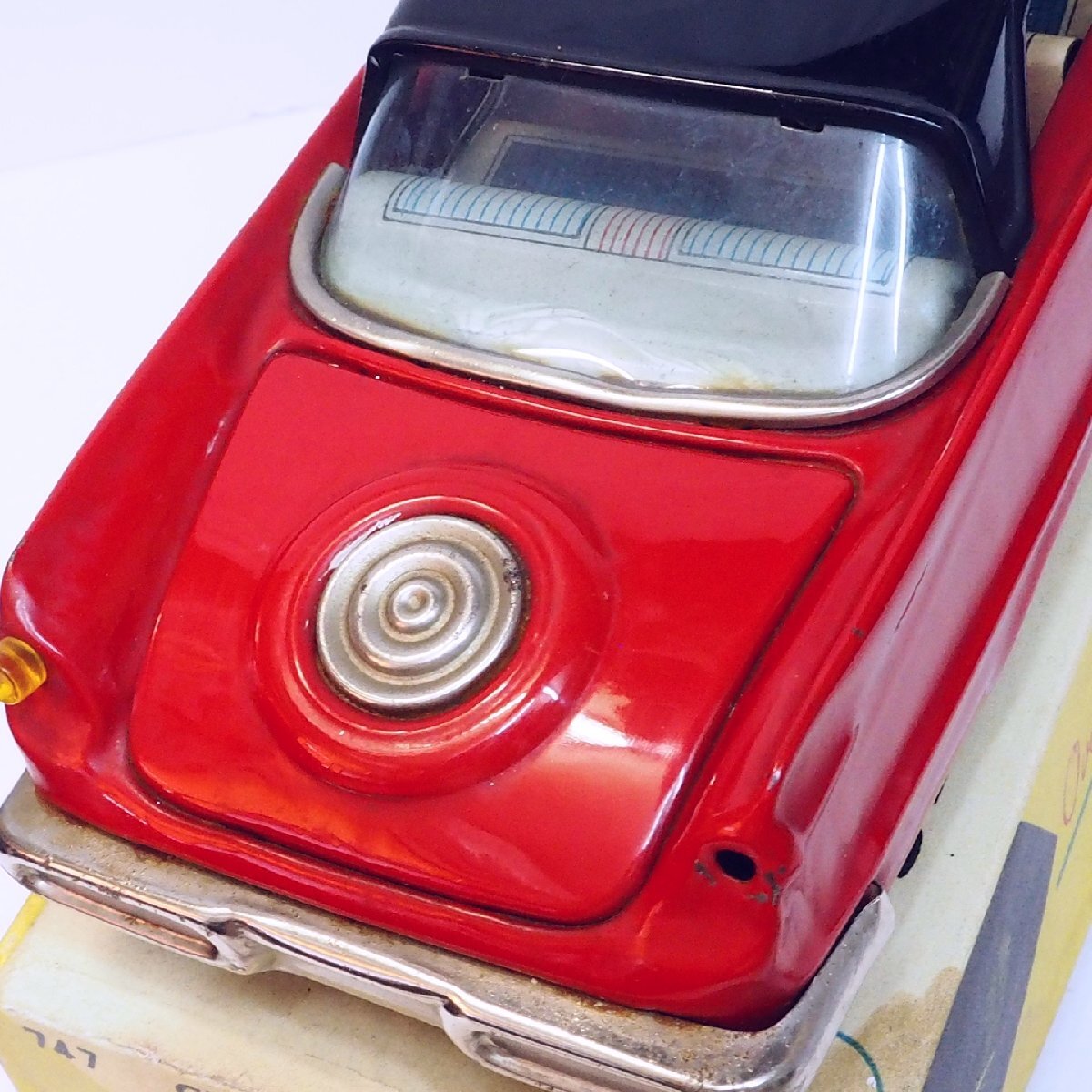 11900円 萬代屋 赤箱747【CHRYSLER IMPERIAL SEDANクライスラー 11900円 萬代屋 赤箱747【CHRYSLER IMPERIAL SEDANクライスラー