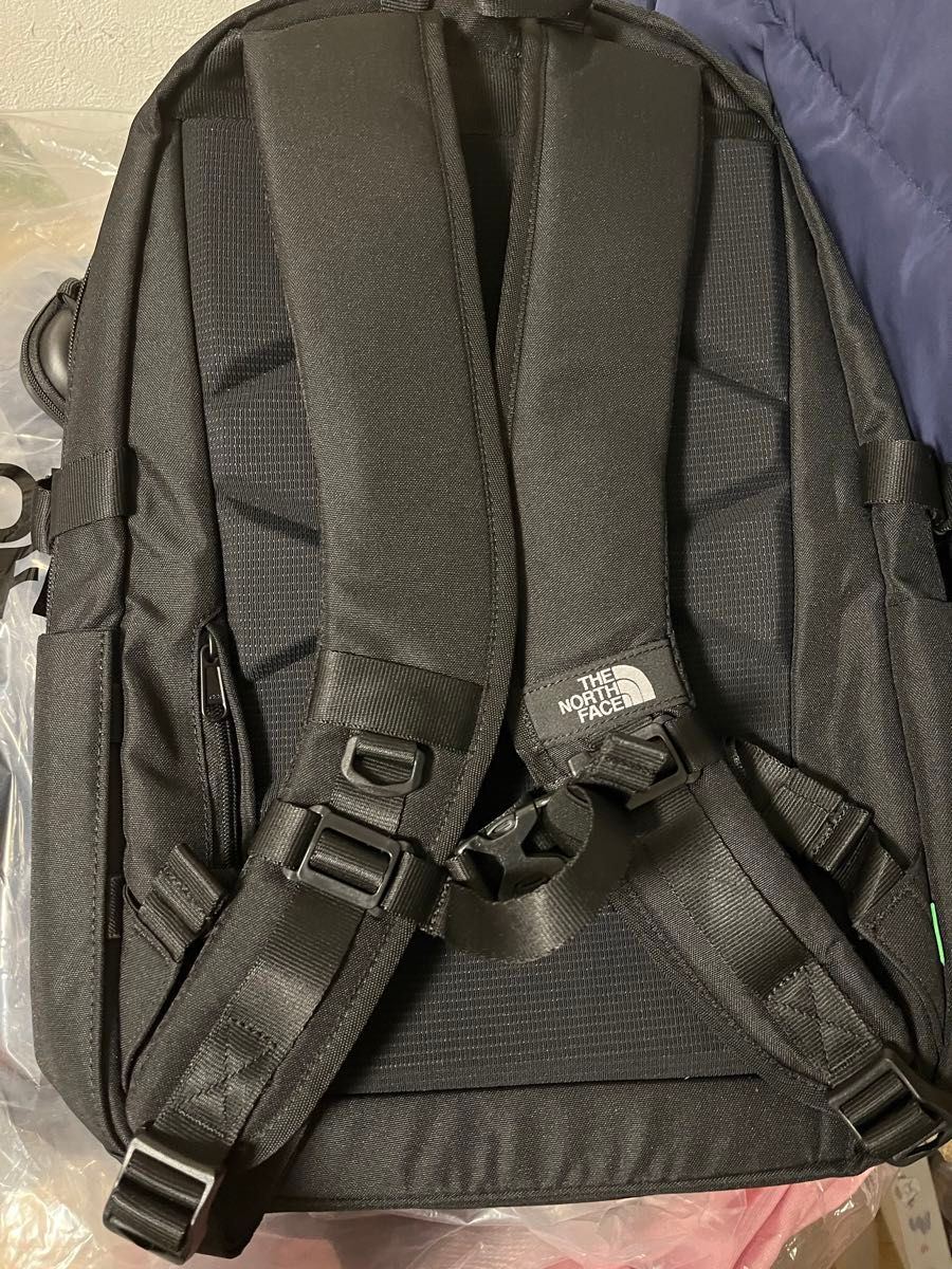 ザ・ノースフェイス THE NORTH FACE リュック 男女兼用 30L ザ・ノースフェイス THE NORTH FACE リュック 男女兼用 30L
