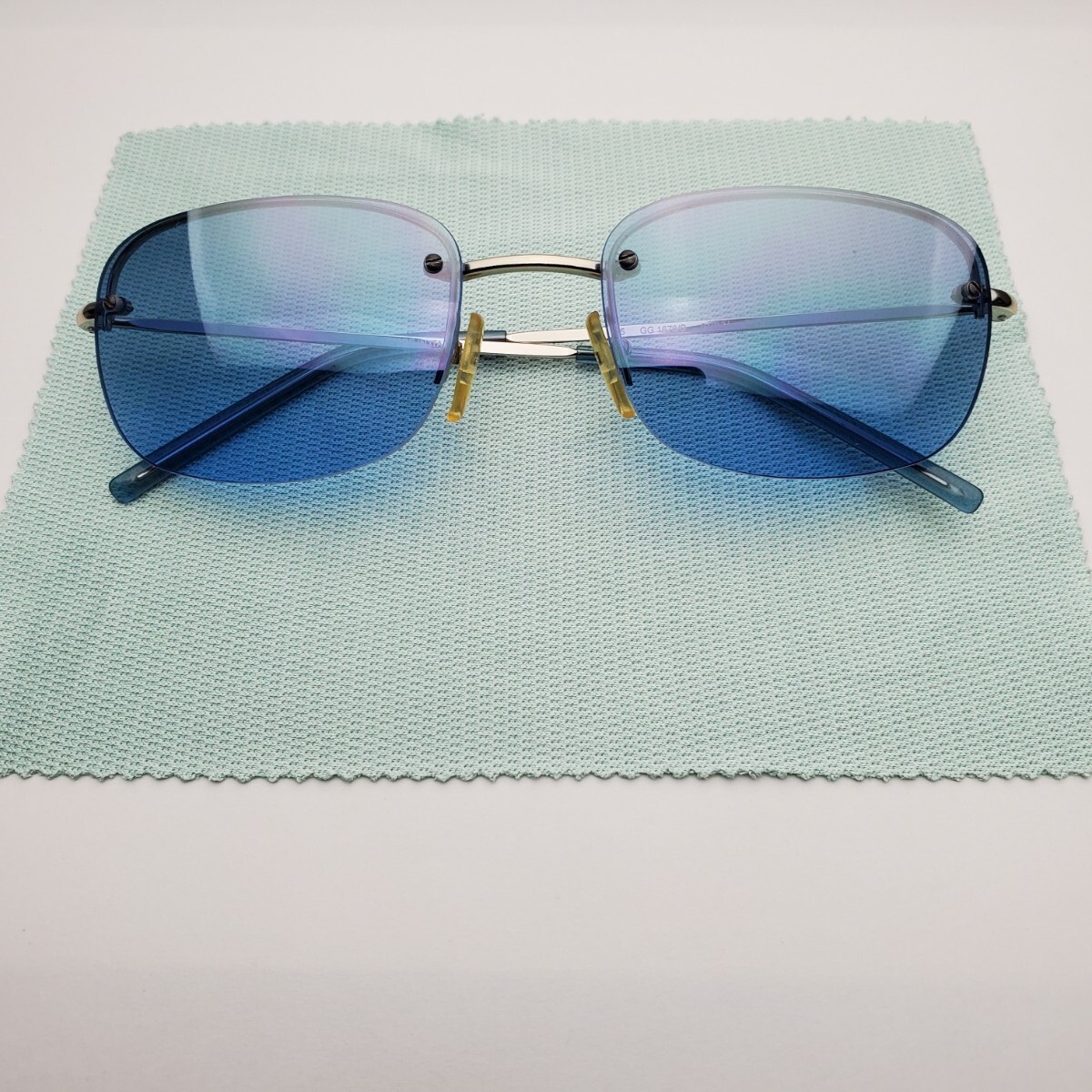 GUCCI グッチ ブルーレンズ サングラス gg0006 Bibian 比比昂 - GUCCI グッチサングラス レア GG1676/S 010NH