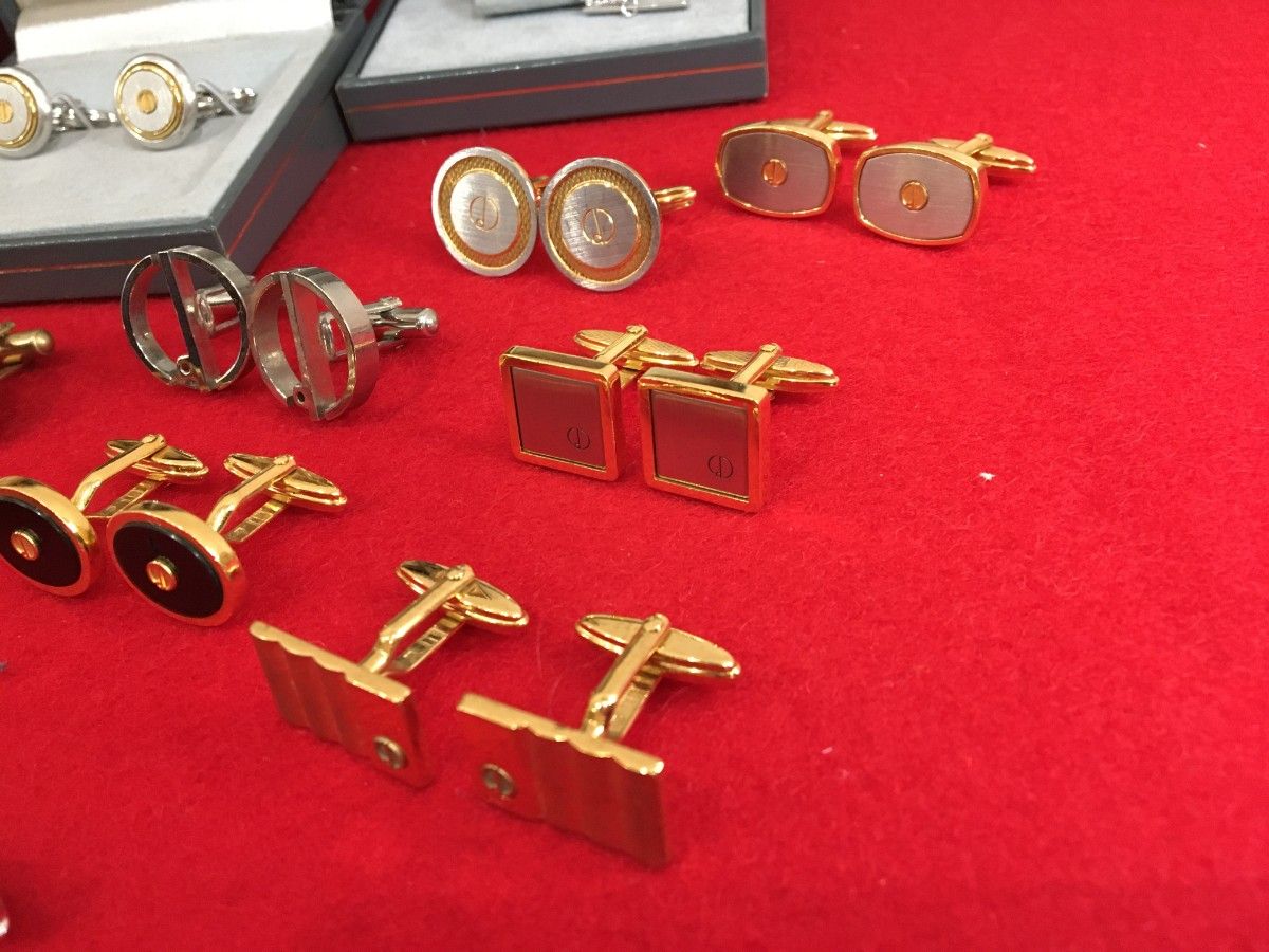 美品多 ダンヒル dunhill タイピン カフス タイタック 28点 美品多 ダンヒル dunhill タイピン カフス タイタック 28点