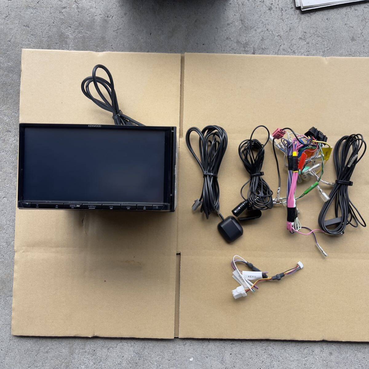 KENWOOD MDV-D309BT 2022年製造 KENWOOD MDV-D309BT 2022年製造