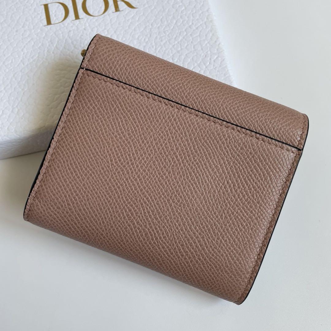 新品☆付属品完備】DIOR クリスチャンディオール ロータス 新品☆付属品完備】DIOR クリスチャンディオール ロータス