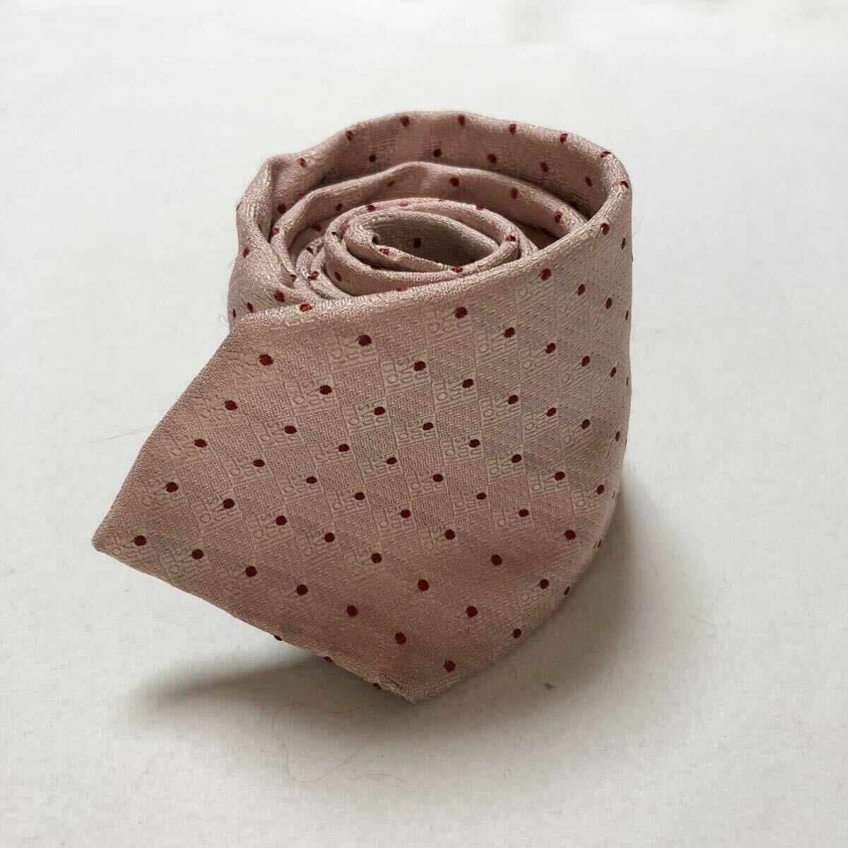 LOUIS VUITTON ルイヴィトン ネクタイ ドット シャドーダミエ 総 LOUIS VUITTON ルイヴィトン ネクタイ ドット シャドーダミエ 総