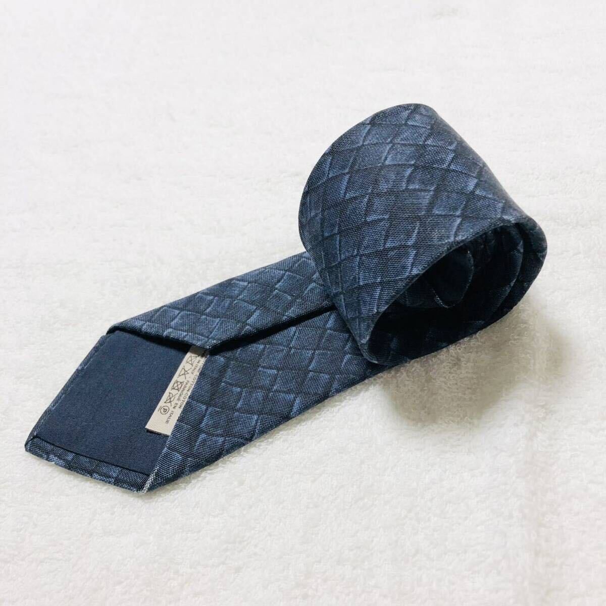 美品 希少 Bottega Veneta ボッテガヴェネタ ネクタイ イントレ 美品 希少 Bottega Veneta ボッテガヴェネタ ネクタイ イントレ