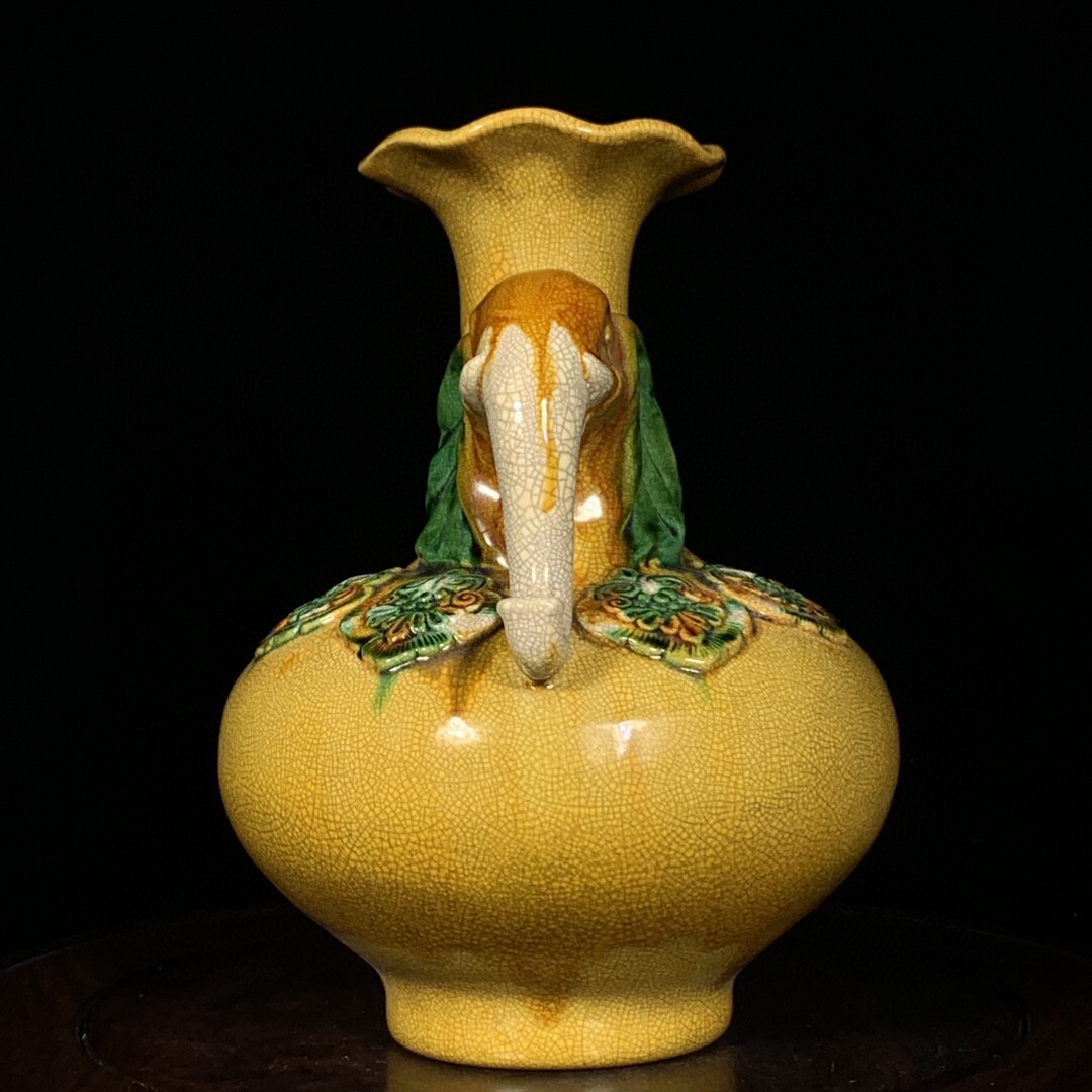 蔵友旧蔵出 唐 三彩 象耳尊 古陶瓷品 置物 古賞 蔵友旧蔵出 唐 三彩 象耳尊 古陶瓷品 置物 古賞
