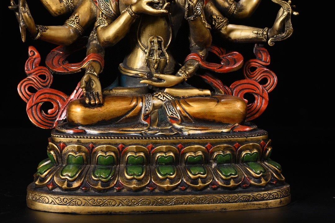 蔵友旧蔵出 銅製 彩繪 描金 三面八臂尊勝仏母像 貴重物品 密宗 蔵友旧蔵出 銅製 彩繪 描金 三面八臂尊勝仏母像 貴重物品 密宗