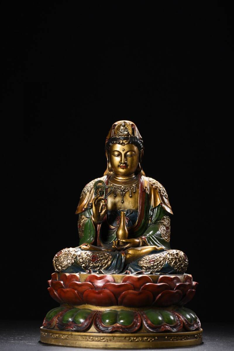 蔵友旧蔵出 銅製 彩繪 描金 觀音菩薩像 貴重物品 密宗密教 供養品 蔵友旧蔵出 銅製 彩繪 描金 觀音菩薩像 貴重物品 密宗密教 供養品