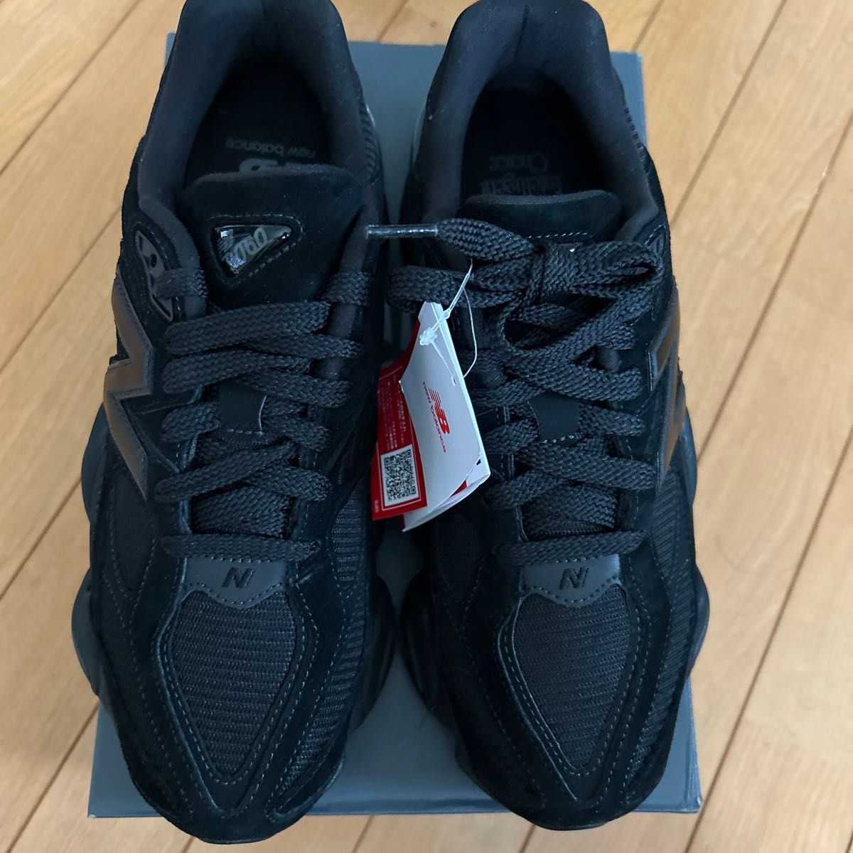 新品未使用 New Balance 9060 Triple Black ニューバランス 9060 新品未使用 New Balance 9060 Triple Black ニューバランス 9060