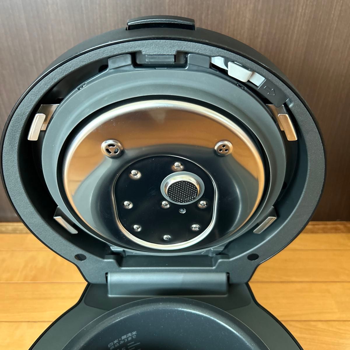 展示品 Panasonic パナソニック 炊飯器 5 5合 ビストロ SR-V10BA 展示品 Panasonic パナソニック 炊飯器 5 5合 ビストロ SR-V10BA