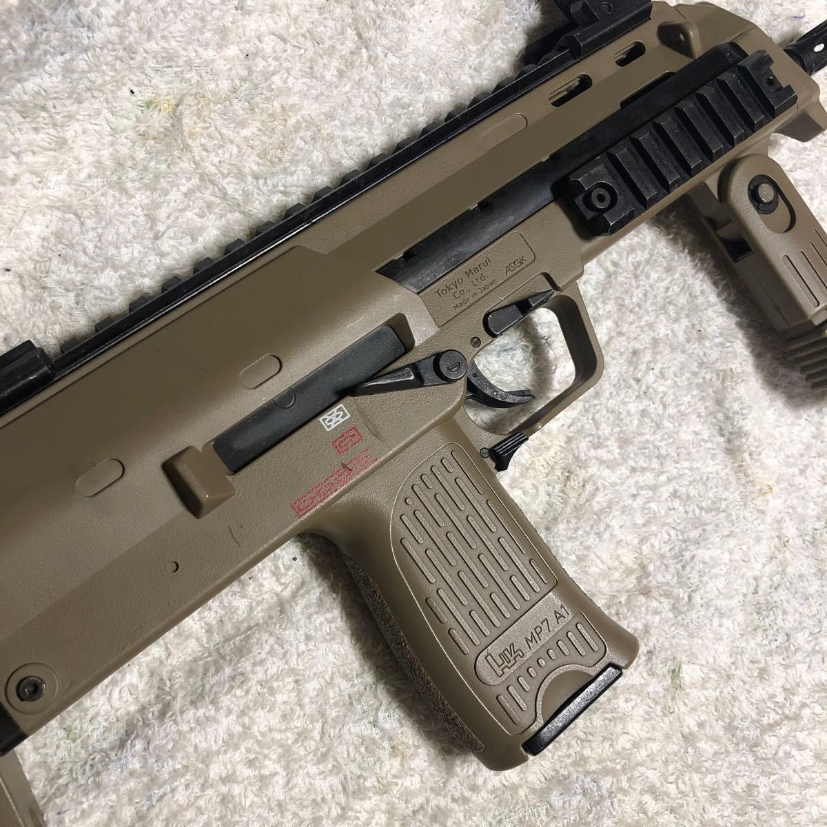 東京マルイ MP7A1 タンカラー コンパクト電動ガン|Yahoo!フリマ 東京マルイ MP7A1 タンカラー コンパクト電動ガン|Yahoo!フリマ