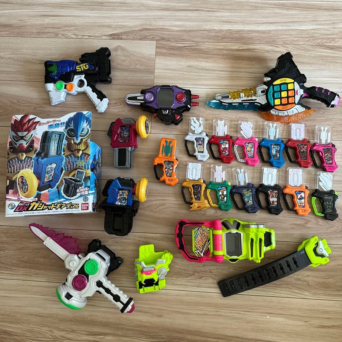 仮面ライダーエグゼイド まとめ売り セット DXゲーマドライバー 仮面ライダーエグゼイド まとめ売り セット DXゲーマドライバー
