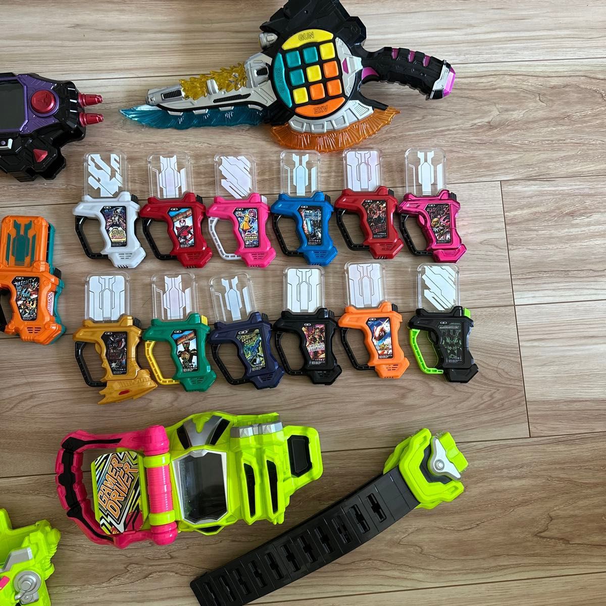 仮面ライダーエグゼイド まとめ売り セット DXゲーマドライバー 仮面ライダーエグゼイド まとめ売り セット DXゲーマドライバー