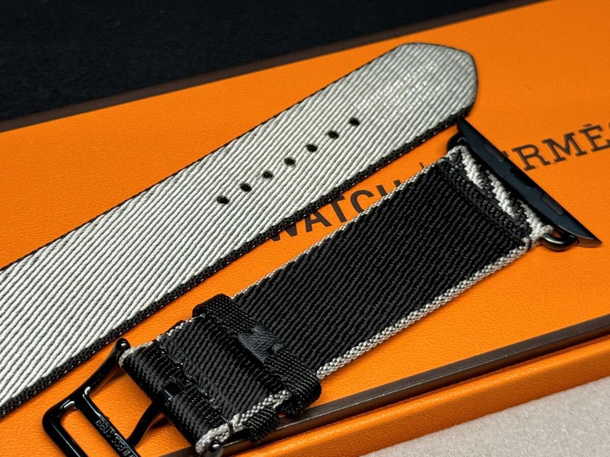 即決 美品 レア Apple Watch Hermes 45mm 44mm ジャンピング 黒 即決 美品 レア Apple Watch Hermes 45mm 44mm ジャンピング 黒