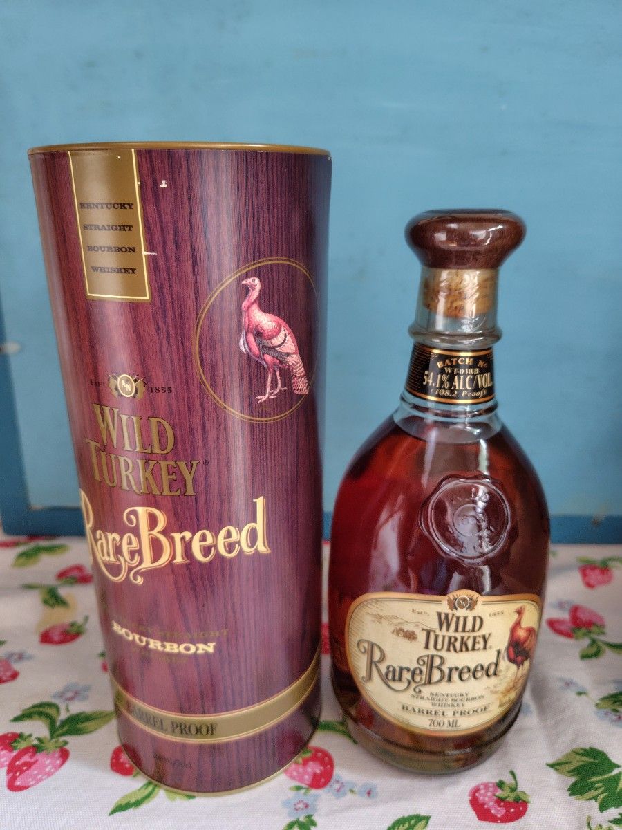 旧ボトル】WILD TURKEY ワイルドターキー レアブリード 700ml 旧ボトル】WILD TURKEY ワイルドターキー レアブリード 700ml