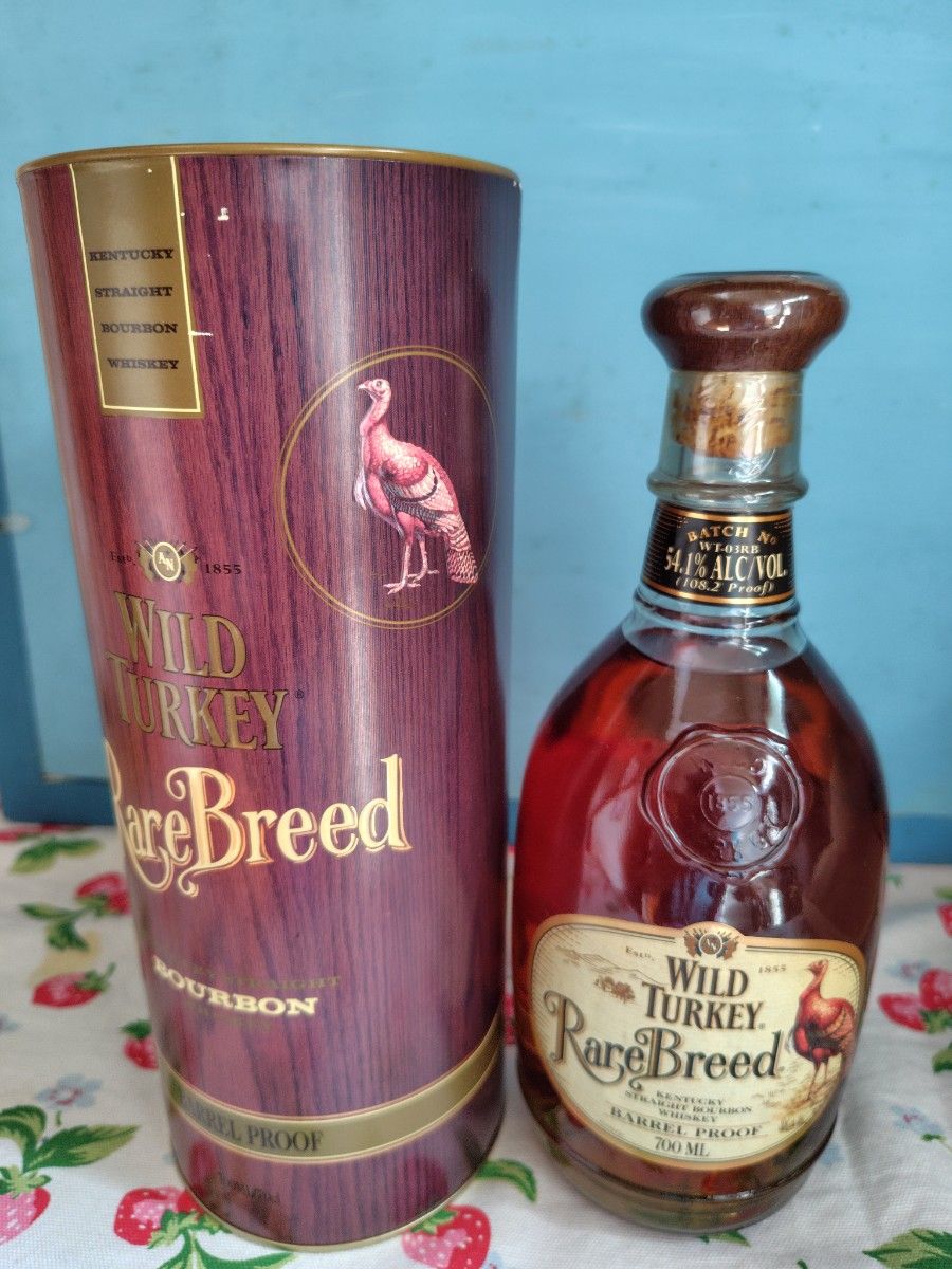 旧ボトル】WILD TURKEY ワイルドターキー レアブリード 700ml 旧ボトル】WILD TURKEY ワイルドターキー レアブリード 700ml