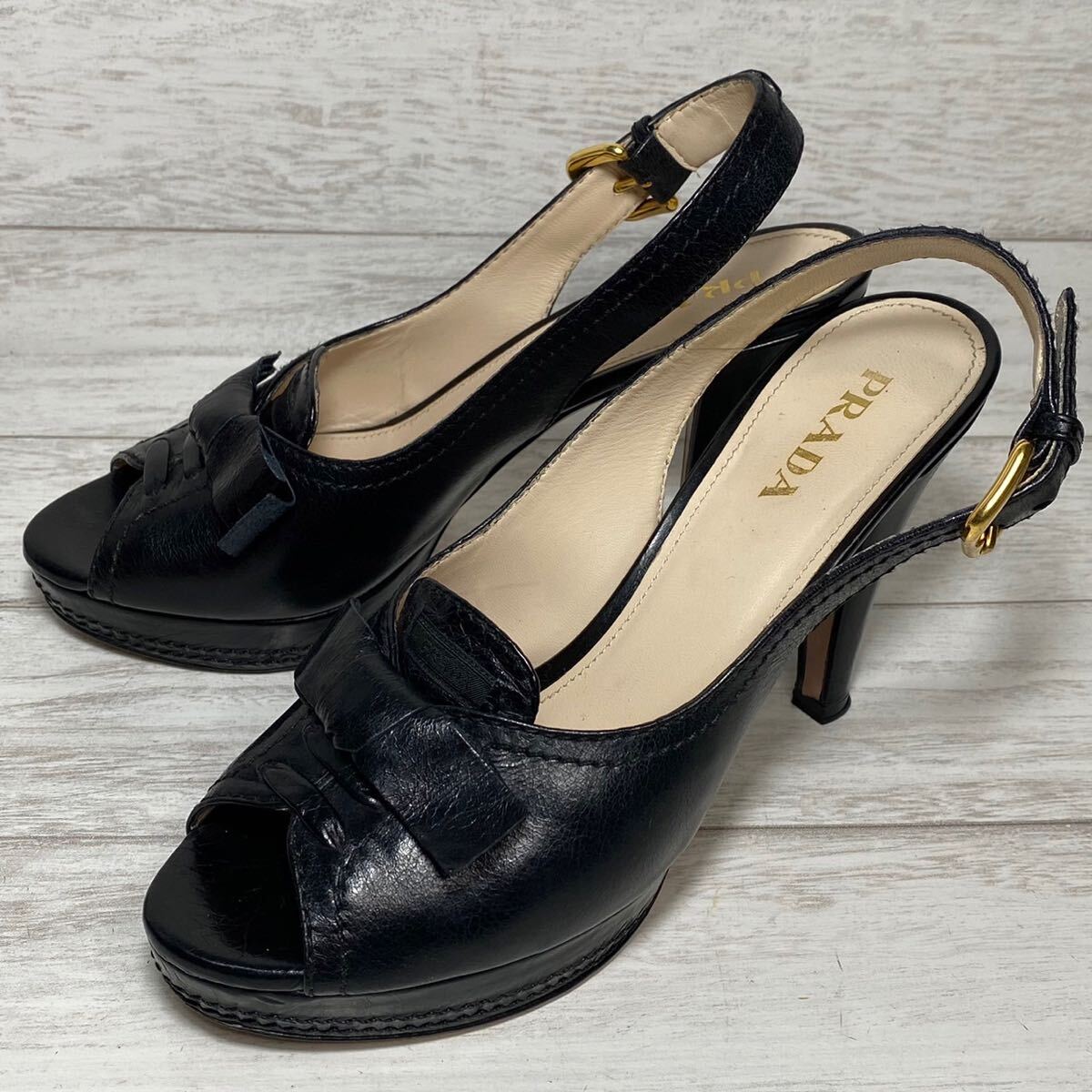 PRADA プラダ　パンプス　ハイヒール　ブラック レザー