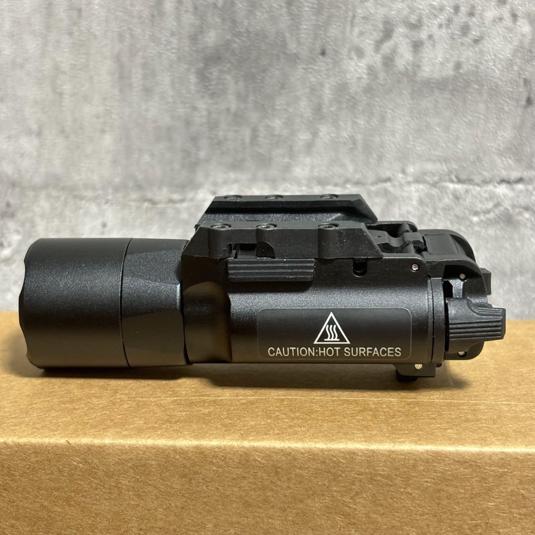 シュアファイア X300 ULTRA タイプ フラッシュライト Surefire シュアファイア X300 ULTRA タイプ フラッシュライト Surefire