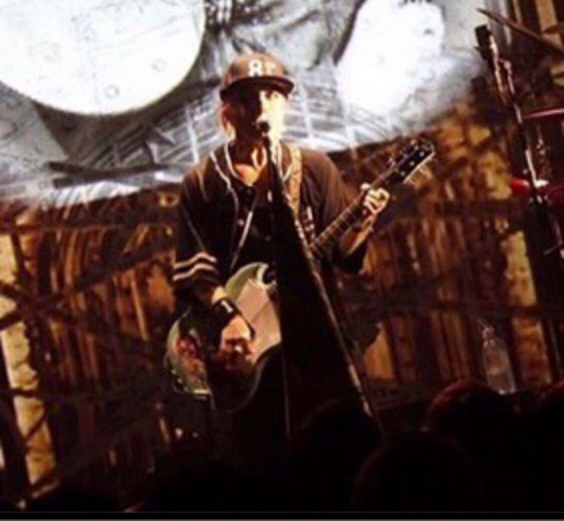 HYDE着 夏フェスLIVE必需品 HYDE 81° ハーフパンツ Mサイズ HYDE着 夏フェスLIVE必需品 HYDE 81° ハーフパンツ Mサイズ