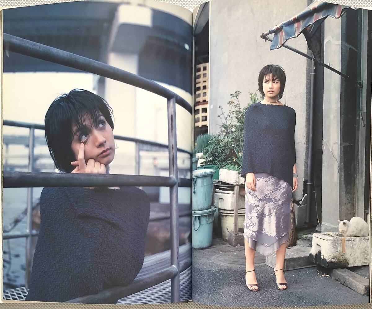 Yahoo!オークション - 吉本多香美写真集 Surfacing [多香美 Yahoo!オークション - 吉本多香美写真集 Surfacing [多香美