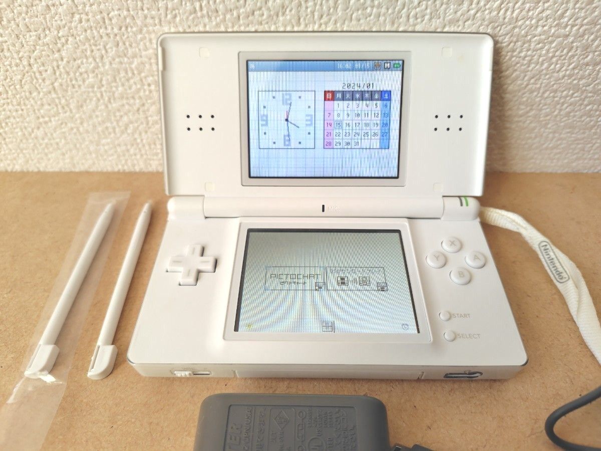 NINTENDO 任天堂 DS Lite 本体 付属品 周辺機器 アダプタ1 NINTENDO 任天堂 DS Lite 本体 付属品 周辺機器 アダプタ1