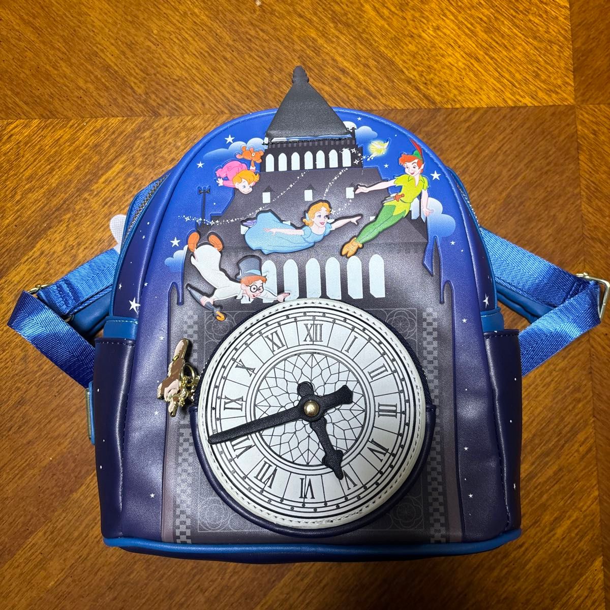 新品 ラウンジフライ ピーターパン ディズニー バックパック 新品 ラウンジフライ ピーターパン ディズニー バックパック