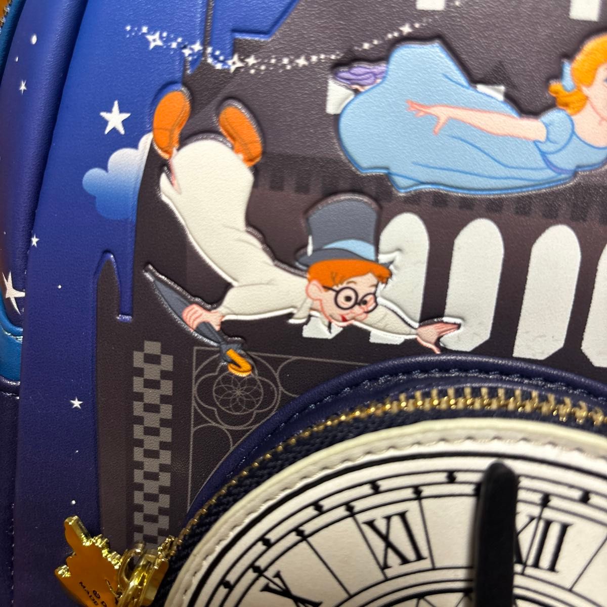 新品 ラウンジフライ ピーターパン ディズニー バックパック 新品 ラウンジフライ ピーターパン ディズニー バックパック