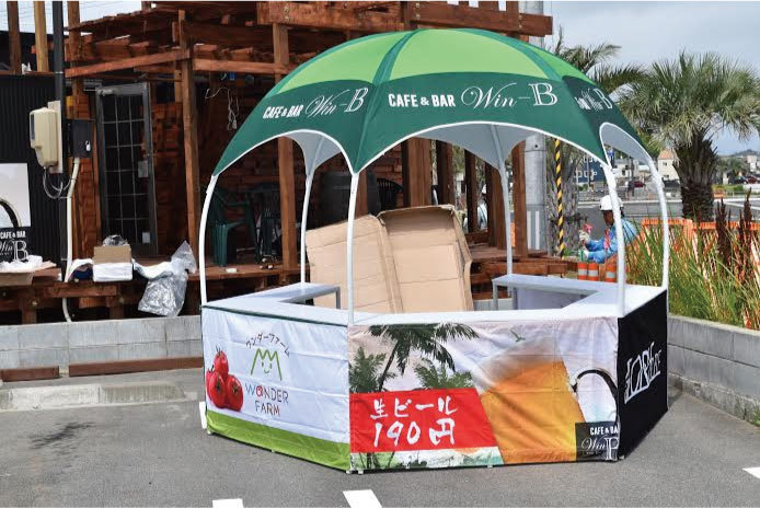 色々なイベントで大活躍します。かなり目立つプリントテントです! 色々なイベントで大活躍します。かなり目立つプリントテントです!