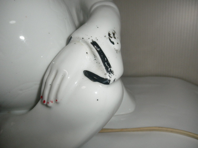 @@レア　照明　陶器　白磁　白磁の陰刻紋　インテリア　雑貨　★星座　面白人形　お店のディスプレィ　飾り物　祈りの人形_画像5