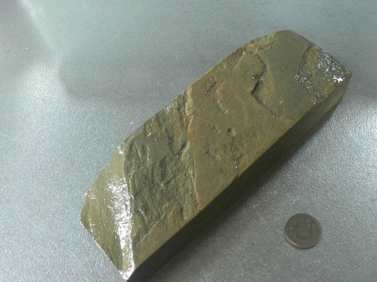 京都特産 天然砥石 合砥石 山不明(鑿 鉋 包丁 小刀 中山 マルカ 京都特産 天然砥石 合砥石 山不明(鑿 鉋 包丁 小刀 中山 マルカ