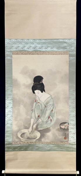 p26JUT【真作】上田光湜「美人画」 掛軸 絹本 人物画 日本画 p26JUT【真作】上田光湜「美人画」 掛軸 絹本 人物画 日本画