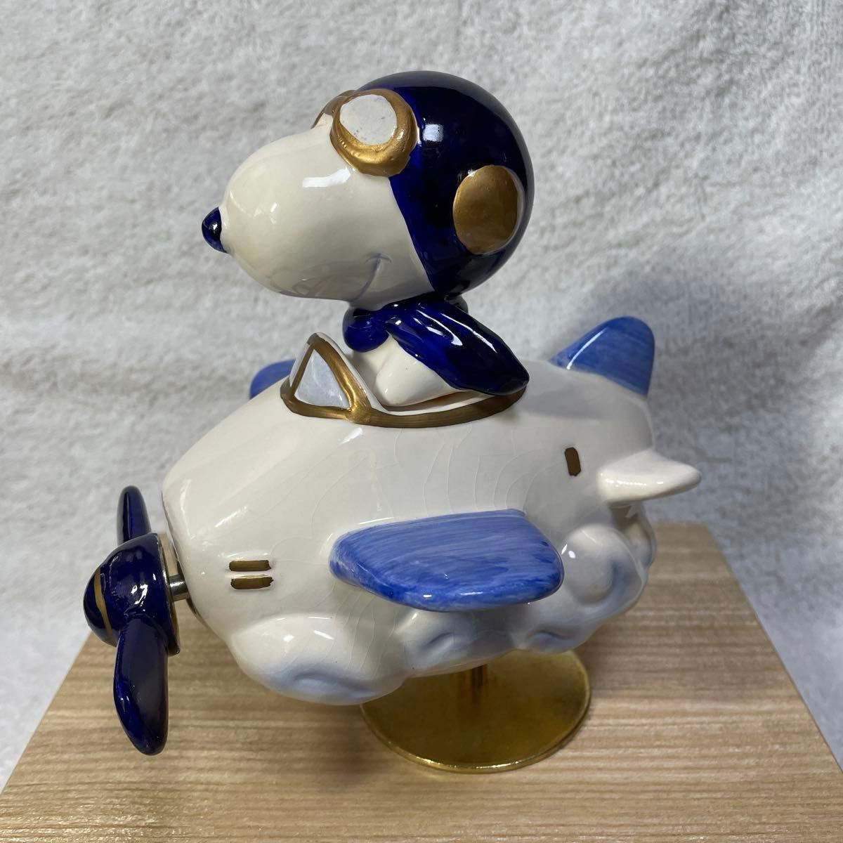 新品同様】スヌーピー オルゴール SNOOPY 飛行機 パイロット 新品同様】スヌーピー オルゴール SNOOPY 飛行機 パイロット