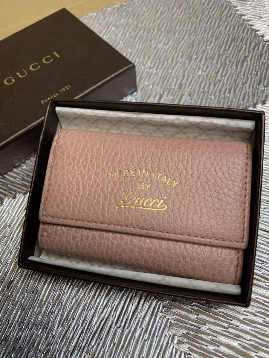 セール 中古 GUCCI グッチ キーケース ピンク レザー 6連 セール 中古 GUCCI グッチ キーケース ピンク レザー 6連