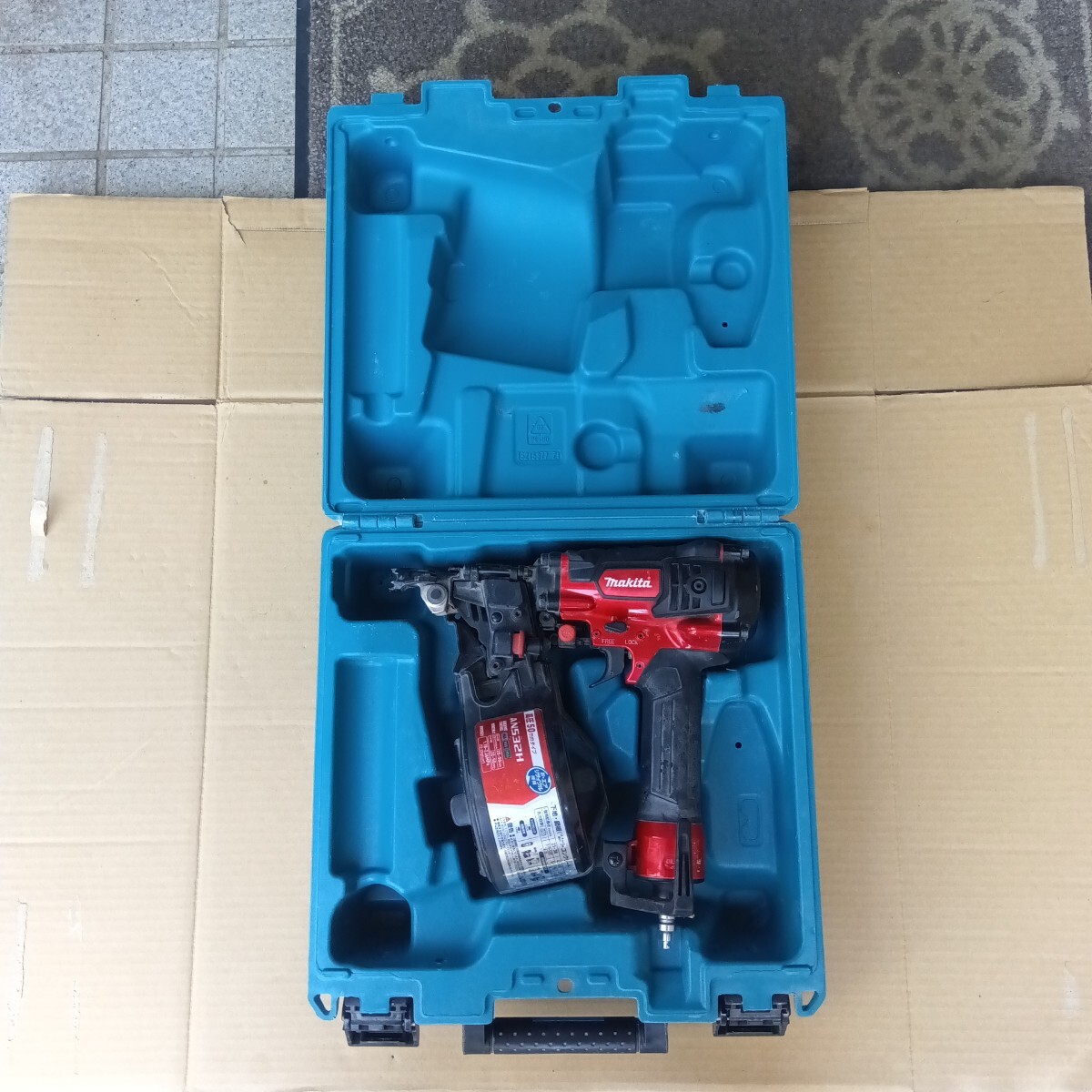 大特価!!! 即決34000円 AN532H マキタ MAKITA 高圧エア釘打ち 大特価!!! 即決34000円 AN532H マキタ MAKITA 高圧エア釘打ち