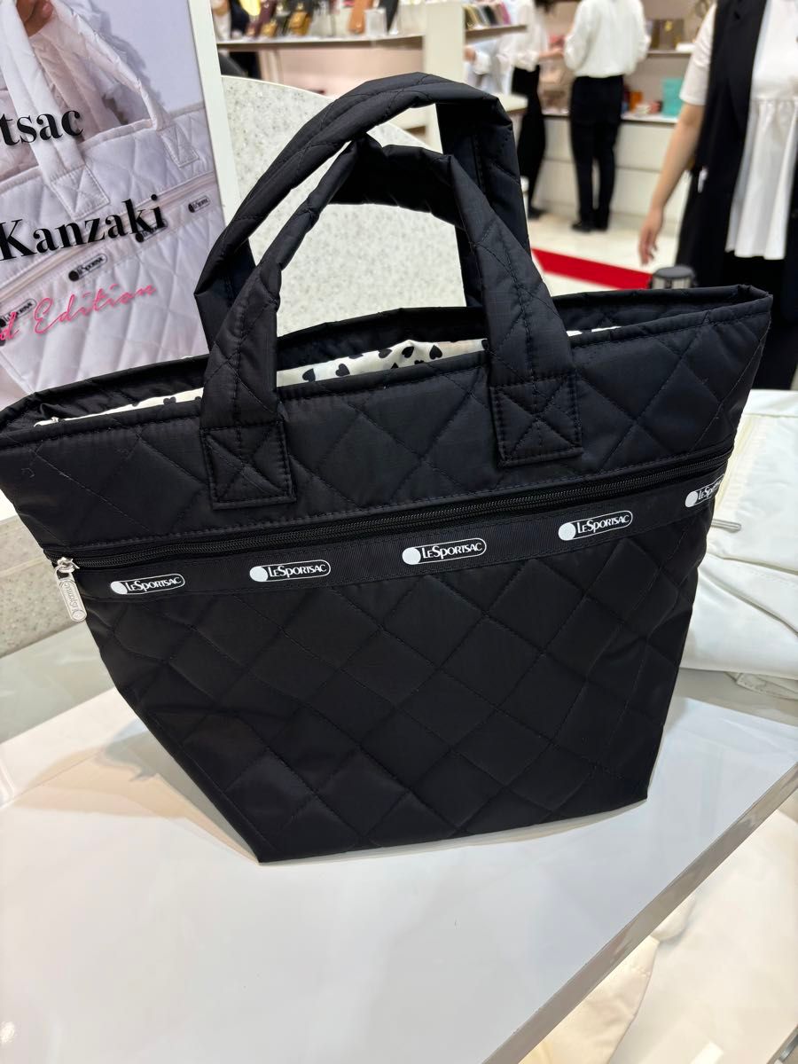 新品 神崎恵 レスポートサック コラボトートバッグ MEDIUM MULTI 新品 神崎恵 レスポートサック コラボトートバッグ MEDIUM MULTI