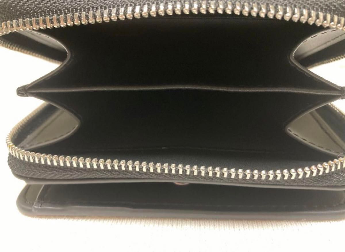 新品 COACH コーチ 二つ折り財布 ブラック 星柄 スター ビル 新品 COACH コーチ 二つ折り財布 ブラック 星柄 スター ビル