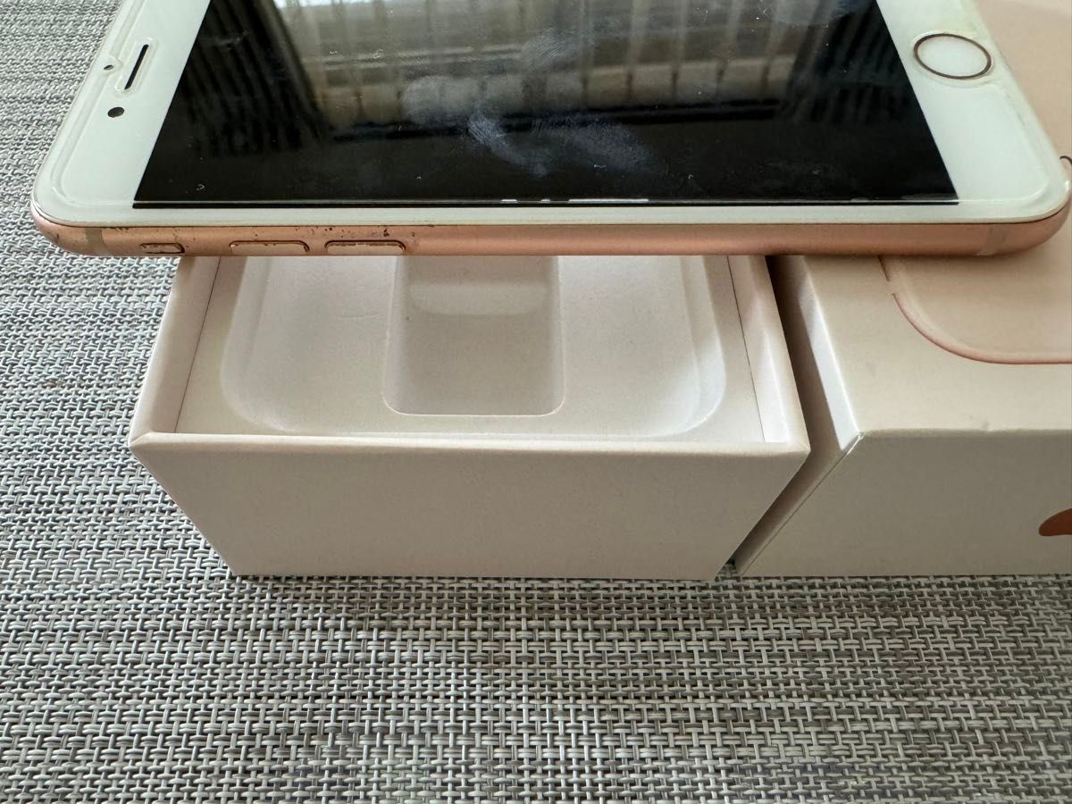 iPhone8 64GB アップル Apple ピンクゴールド|Yahoo!フリマ(旧 iPhone8 64GB アップル Apple ピンクゴールド|Yahoo!フリマ(旧