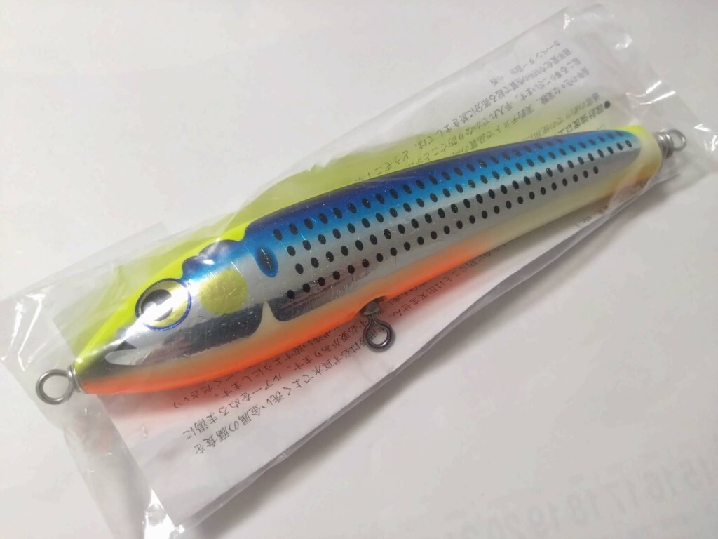 9690円 カーペンター 歌姫 120 cbone シービーワン 貝田ルアー 9690円 カーペンター 歌姫 120 cbone シービーワン 貝田ルアー