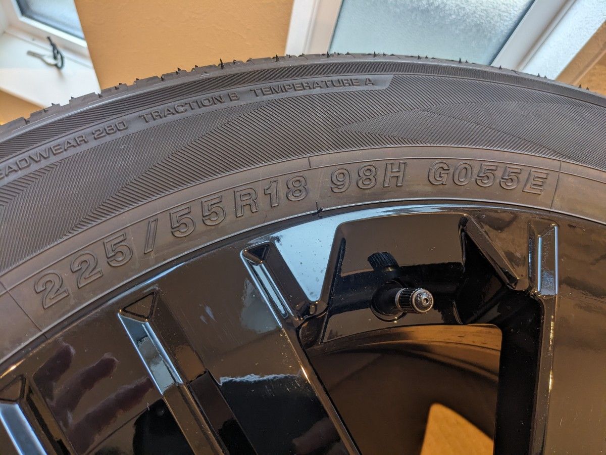 新車外し】デリカD5 CHAMONIX 純正タイヤホイール4本セット 新車外し】デリカD5 CHAMONIX 純正タイヤホイール4本セット