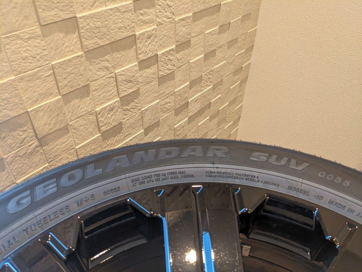 新車外し】デリカD5 CHAMONIX 純正タイヤホイール4本セット 新車外し】デリカD5 CHAMONIX 純正タイヤホイール4本セット